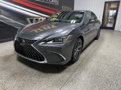 Photos of 2024 Lexus ES 350 for sale in Mayfield, KY at Seay Motors