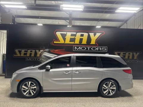 Another view of 2023 Honda Odyssey Touring for sale in Mayfield, KY at Seay Motors