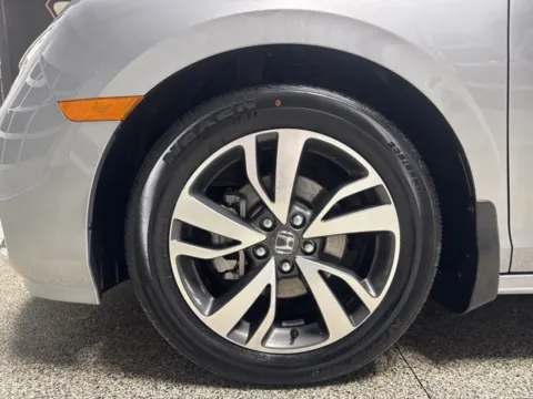 More photos of 2023 Honda Odyssey Touring at Seay Motors, KY