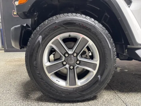 More photos of 2019 Jeep Wrangler Unlimited Sahara at Seay Motors, KY