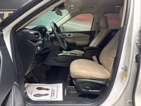 More photos of 2020 Ford Explorer XLT at Seay Motors, KY