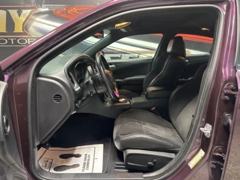 More photos of 2021 Dodge Charger R/T at Seay Motors, KY
