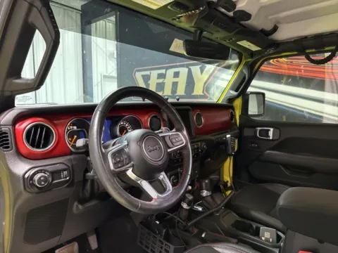 More photos of 2023 Jeep Gladiator Rubicon at Seay Motors, KY