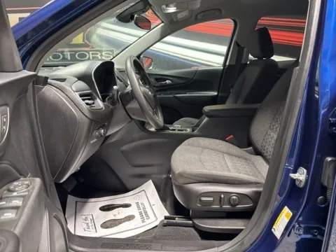 More photos of 2023 Chevrolet Equinox LT at Seay Motors, KY
