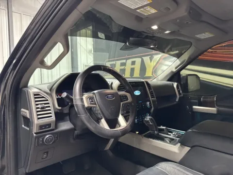 More photos of 2016 Ford F-150 Lariat at Seay Motors, KY
