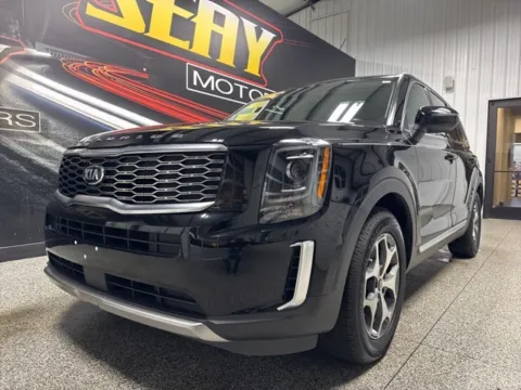 Photos of 2020 Kia Telluride EX for sale in Mayfield, KY at Seay Motors