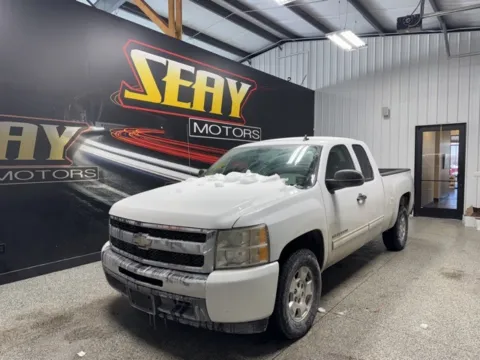 White 2011 Chevrolet Silverado 1500 LS for sale in Mayfield, KY
