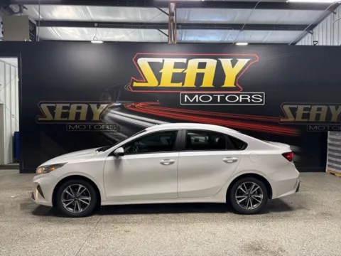 Photos of 2023 Kia Forte LXS for sale in Mayfield, KY at Seay Motors