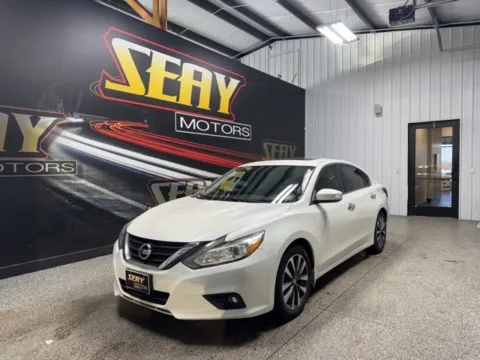 White 2016 Nissan Altima 2.5 SV for sale in Mayfield, KY