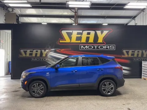 Photos of 2023 Kia Seltos LX for sale in Mayfield, KY at Seay Motors
