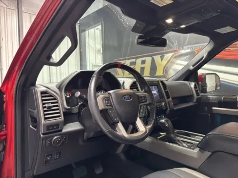 More photos of 2020 Ford F-150 Raptor at Seay Motors, KY