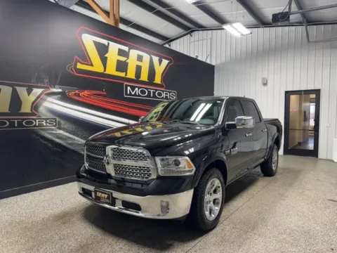 Black 2017 Ram 1500 Laramie for sale in Mayfield, KY