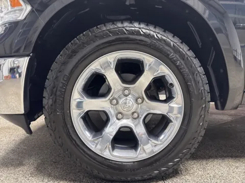 More photos of 2017 Ram 1500 Laramie at Seay Motors, KY