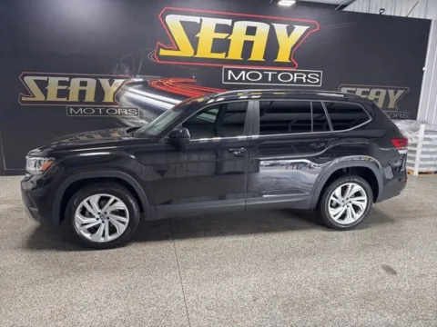 Another view of 2021 Volkswagen Atlas 2.0T SE w/Technology for sale in Mayfield, KY at Seay Motors