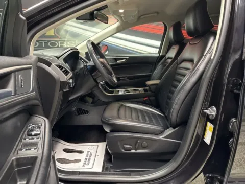 More photos of 2024 Ford Edge SEL at Seay Motors, KY