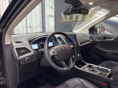 More photos of 2024 Ford Edge SEL at Seay Motors, KY