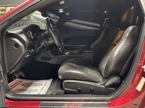 More photos of 2021 Dodge Challenger R/T Scat Pack at Seay Motors, KY