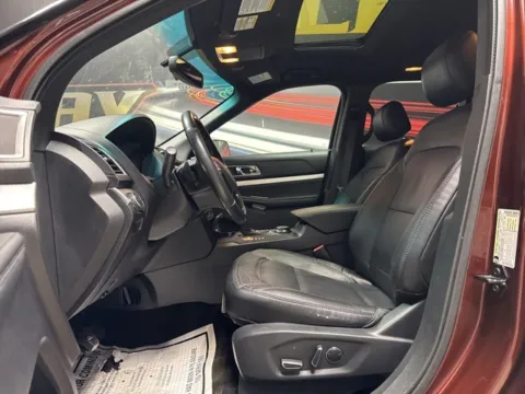 More photos of 2016 Ford Explorer XLT at Seay Motors, KY