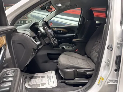 More photos of 2021 GMC Terrain SLE at Seay Motors, KY