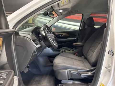 More photos of 2021 GMC Terrain SLE at Seay Motors, KY