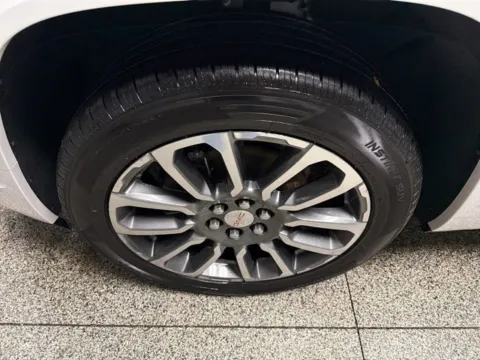 More photos of 2021 GMC Acadia Denali at Seay Motors, KY