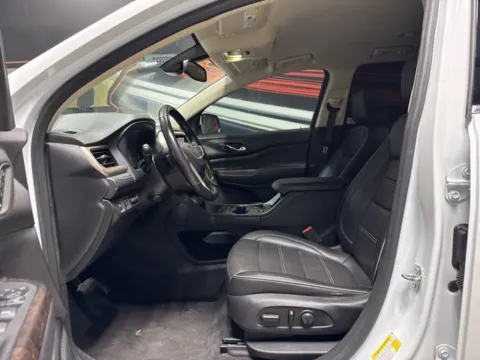 More photos of 2021 GMC Acadia Denali at Seay Motors, KY