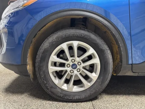 Another view of 2022 Ford Escape Hybrid SE for sale in Mayfield, KY at Seay Motors