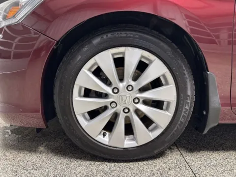 More photos of 2014 Honda Accord EX-L at Seay Motors, KY