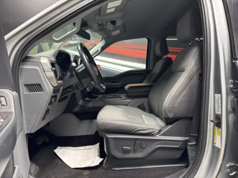 More photos of 2022 Ford F-150 XLT at Seay Motors, KY