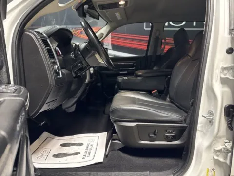 More photos of 2019 Ram 1500 Classic Laramie at Seay Motors, KY