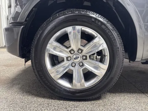 More photos of 2016 Ford F-150 Platinum at Seay Motors, KY