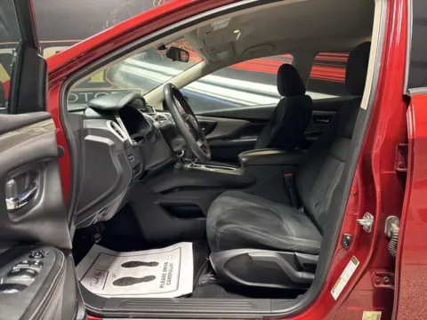More photos of 2018 Nissan Murano S at Seay Motors, KY
