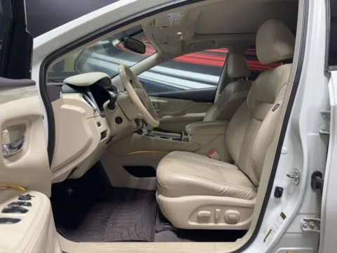 More photos of 2017 Nissan Murano Platinum at Seay Motors, KY