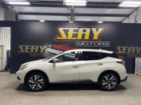 Another view of 2017 Nissan Murano Platinum for sale in Mayfield, KY at Seay Motors