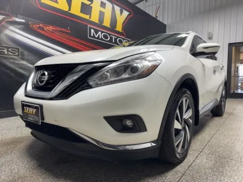 Photos of 2017 Nissan Murano Platinum for sale in Mayfield, KY at Seay Motors