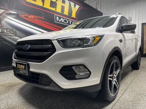 Photos of 2019 Ford Escape SEL for sale in Mayfield, KY at Seay Motors