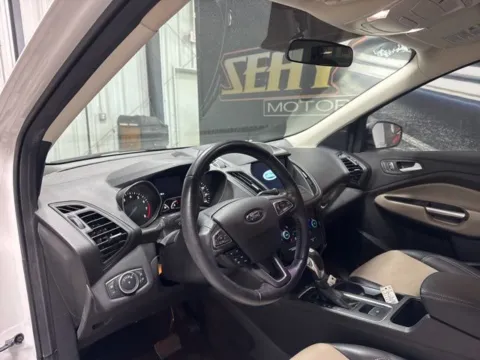More photos of 2019 Ford Escape SEL at Seay Motors, KY
