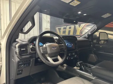 More photos of 2022 Ford F-150 XLT at Seay Motors, KY