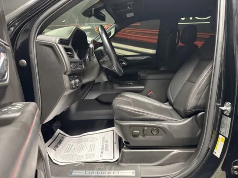 More photos of 2022 Chevrolet Suburban RST at Seay Motors, KY