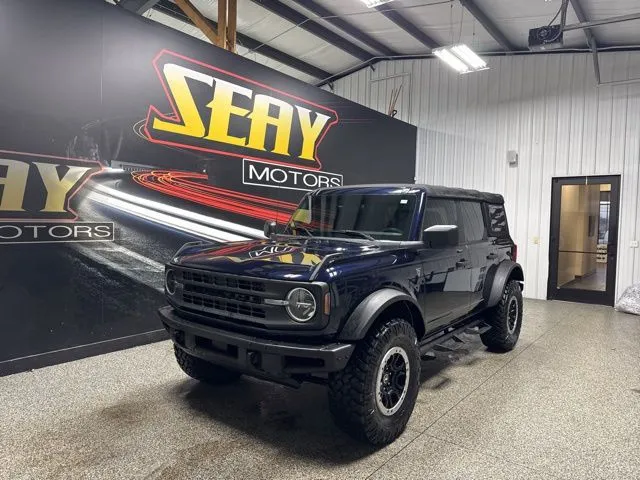 2021 Ford Bronco 4-Door Base