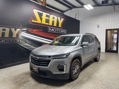 Gray 2023 Chevrolet Traverse LT for sale in Mayfield, KY