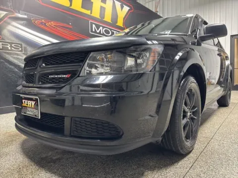 Photos of 2020 Dodge Journey SE for sale in Mayfield, KY at Seay Motors