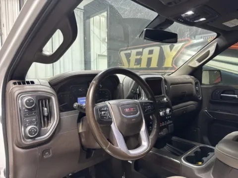 More photos of 2021 GMC Sierra 1500 SLT at Seay Motors, KY