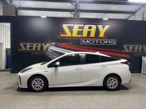 Photos of 2022 Toyota Prius LE for sale in Mayfield, KY at Seay Motors