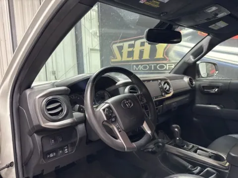 More photos of 2023 Toyota Tacoma Limited at Seay Motors, KY