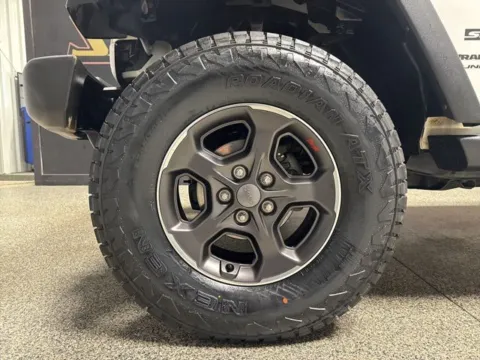 More photos of 2018 Jeep Wrangler JK Unlimited Sport at Seay Motors, KY