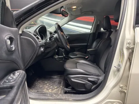 More photos of 2019 Jeep Compass Altitude at Seay Motors, KY