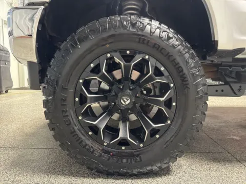 More photos of 2018 Ford F-250SD Lariat at Seay Motors, KY