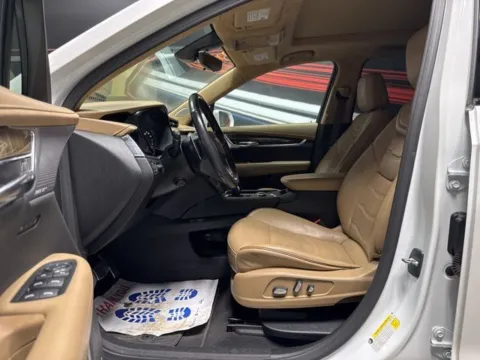 More photos of 2020 Cadillac XT6 Sport at Seay Motors, KY