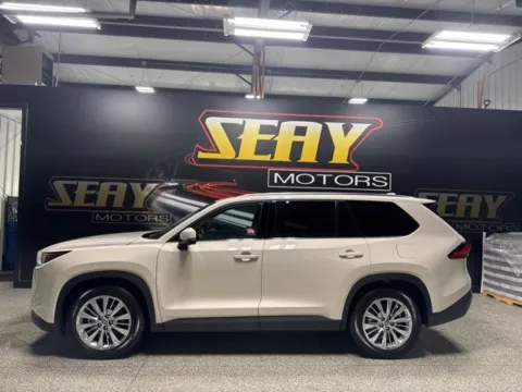Another view of 2024 Toyota Grand Highlander Platinum for sale in Mayfield, KY at Seay Motors